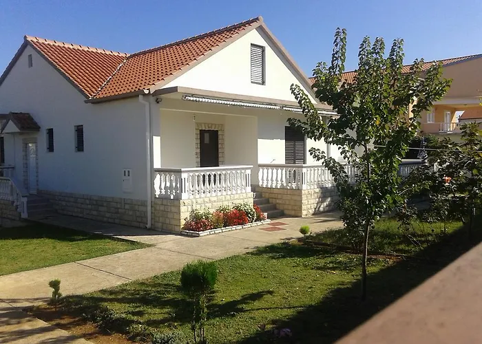 Apartment Mirjana